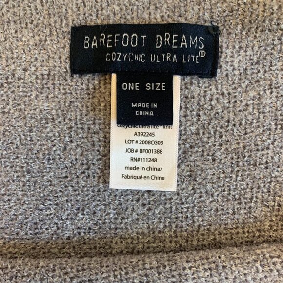 Barefoot Dreams Ultra Lite Grey Striped Poncho - One Size - So Soft!! - Picture 2 of 9